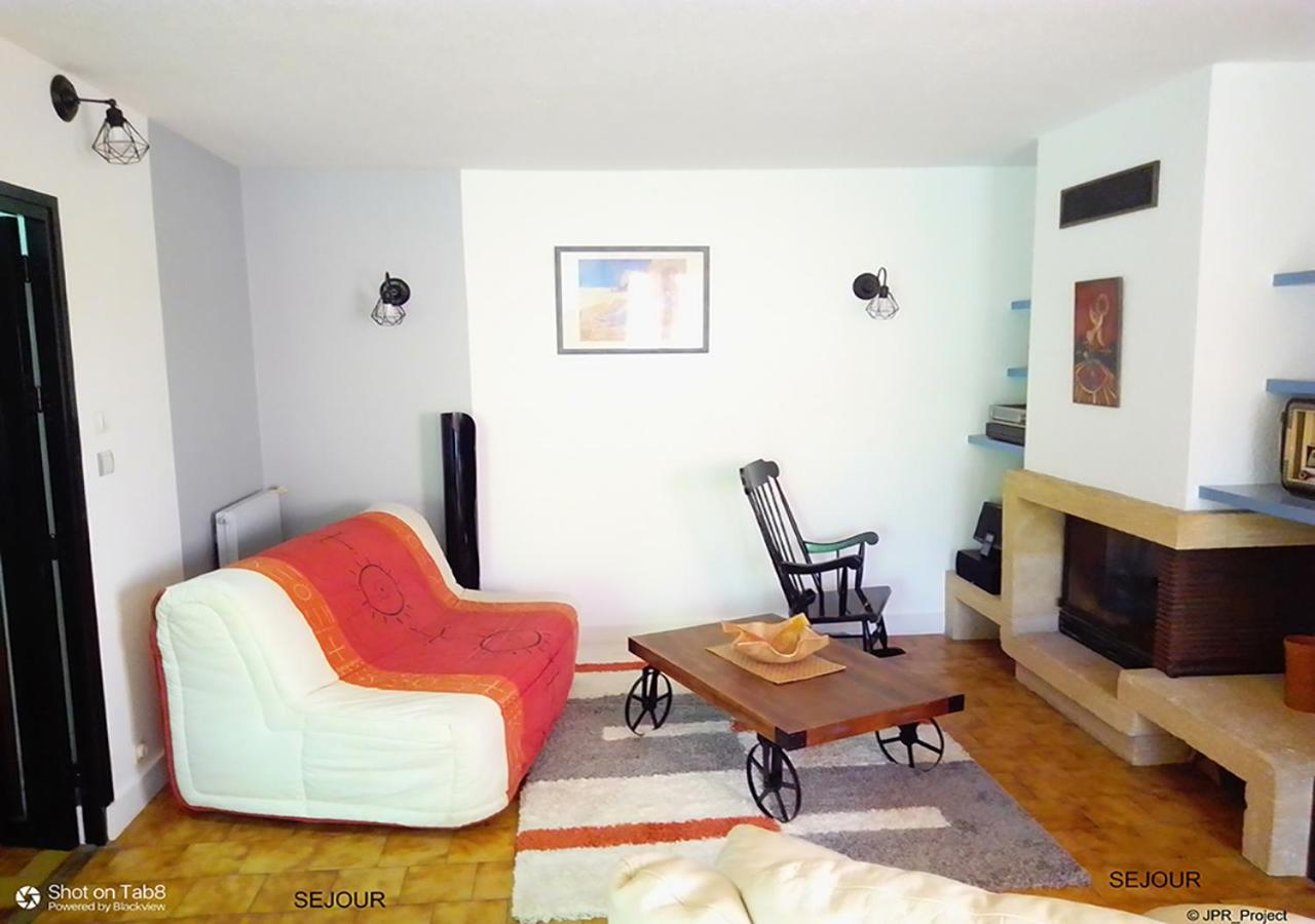 La Bouviere Apartment Aulnat Екстериор снимка